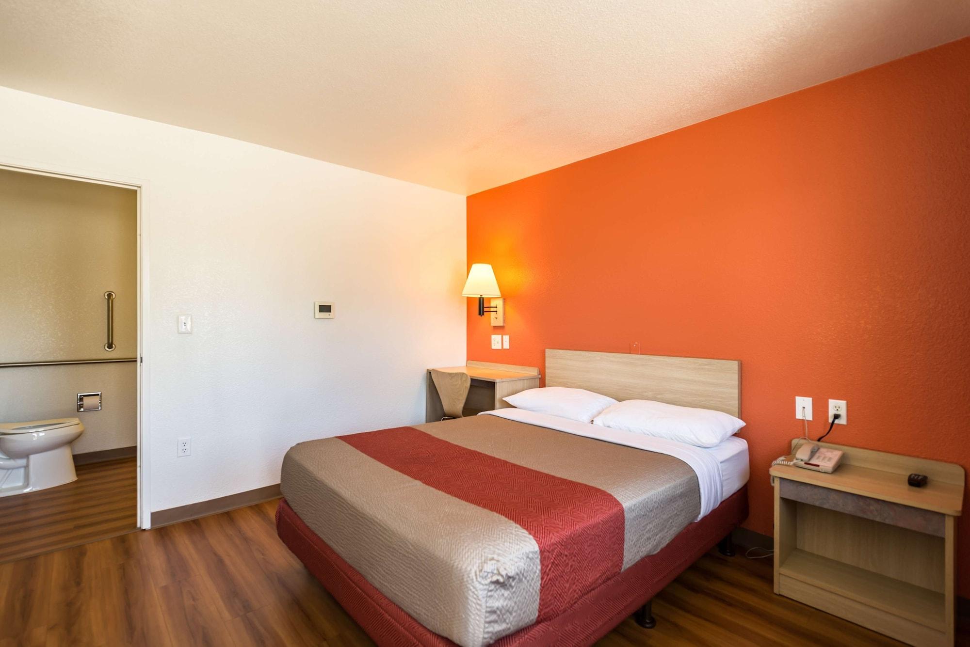 Motel 6-Reno, Nv - Virginia Plumb Exterior photo
